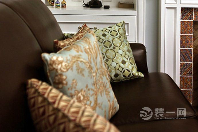 80平美式三居室装修效果图 80平美式三居室装修效果图